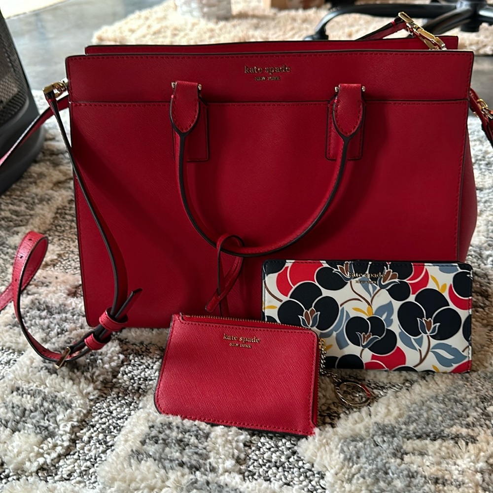 Kate Spade Purse & Wallets